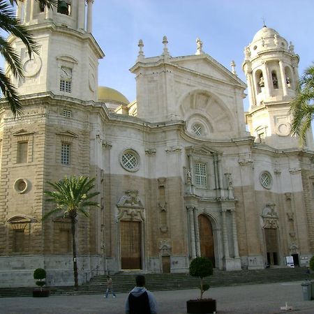 Too Many Aparts Cadiz Exterior photo